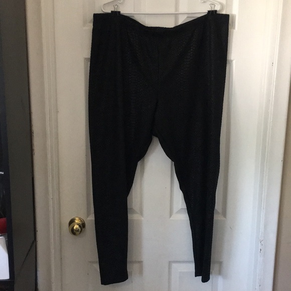 Addition Elle Snake Print Leggings - 3XL - Picture 4 of 4